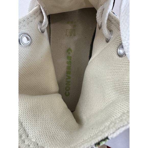 Chuck Taylor Converse High Top Sneakers A Bug's World Kids Science Fair Size 2 - Picture 9 of 10